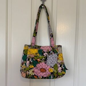 Vera Bradley “Sunnyside” Multi Compartment Shoulder Bag